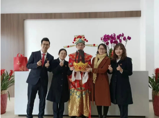 優(yōu)服務(wù)，促發(fā)展，廣州輕工集團新仕誠公司深入各園區(qū)企業(yè)開展新春走訪活動